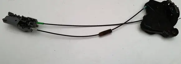 Toyota Hilux (AN10, AN20, AN30) Front door lock