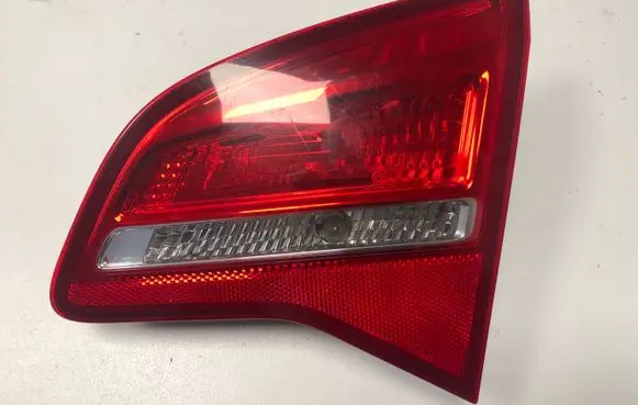 Opel Meriva B Tailgate rear/tail lights 21628003