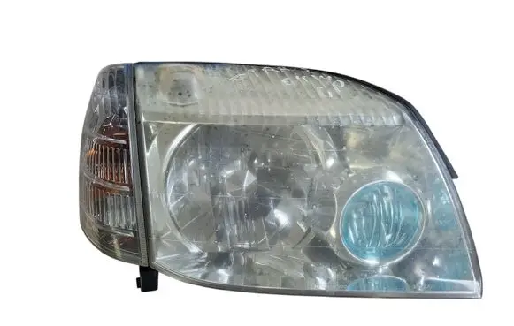 Nissan X-Trail T30 Headlight/headlamp