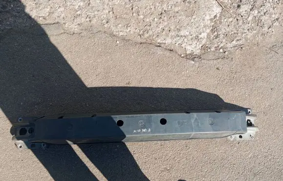 Volvo XC60 Front bumper cross member 31297692