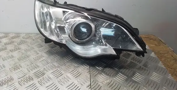 Subaru Outback Headlight/headlamp 10020954