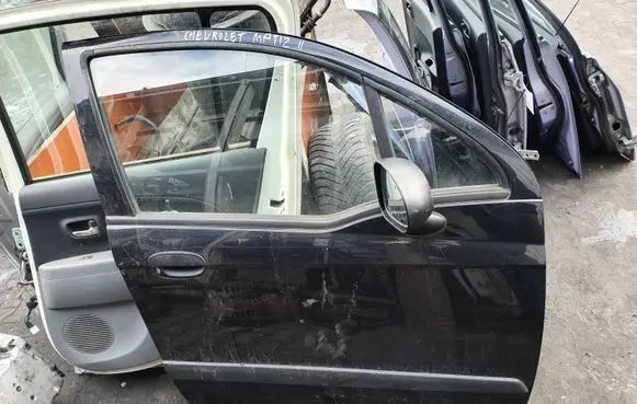 Chevrolet Matiz Front door