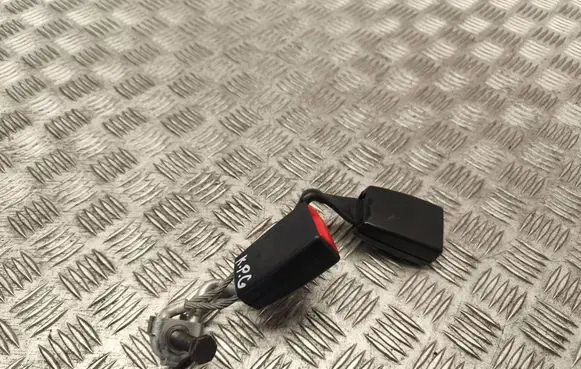 Audi A3 S3 8P Rear seatbelt buckle 8P0857739C