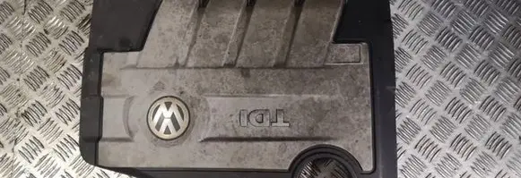Volkswagen PASSAT B6 Engine cover (trim) 03l103925d