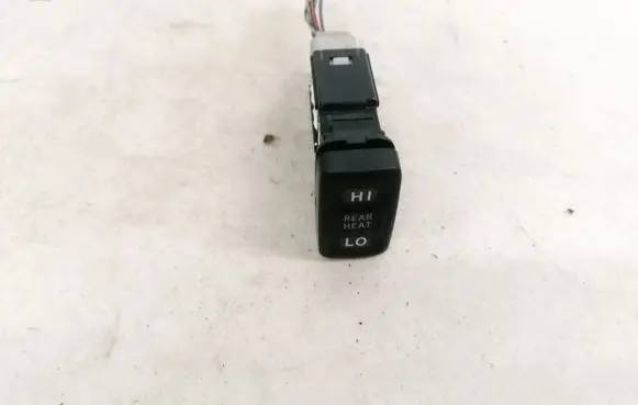 Toyota Avensis Verso Seat heating switch 191333