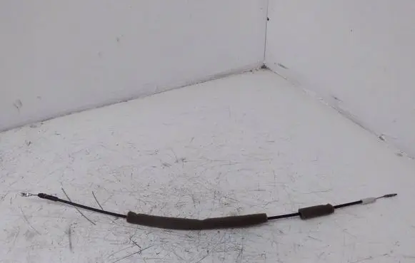 Mazda CX-7 Front door cable line 