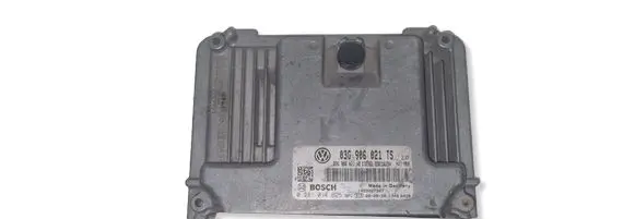 Volkswagen PASSAT B6 Engine control unit/module 03G906021TS 0281014625