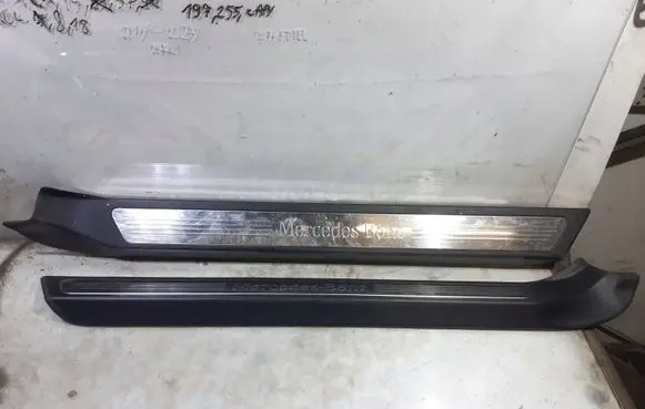 Mercedes-Benz E C207 W207 Front sill trim cover A2076800074 A2076800174
