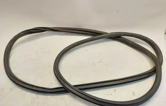 Mercedes-Benz Vito Viano W447 Front door rubber seal A4478607000JLK01