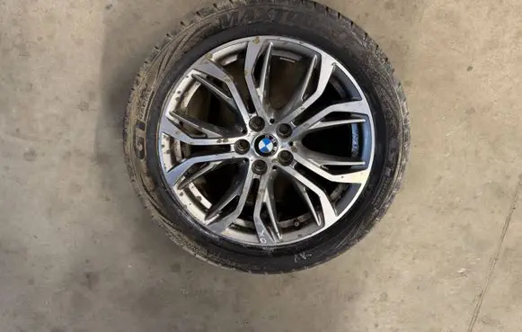 BMW X1 F48 F49 R18 alloy rim 6856067