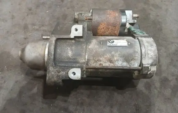 BMW 5 F10 F11 Starter motor 4280005480 7556131