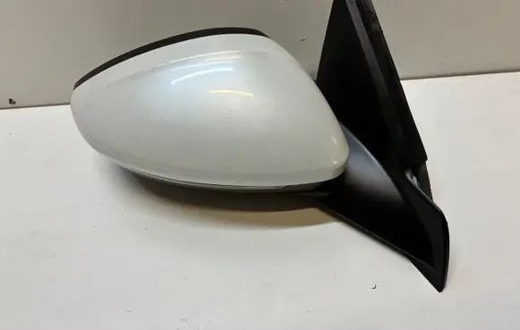 Peugeot 208 II Front door electric wing mirror 