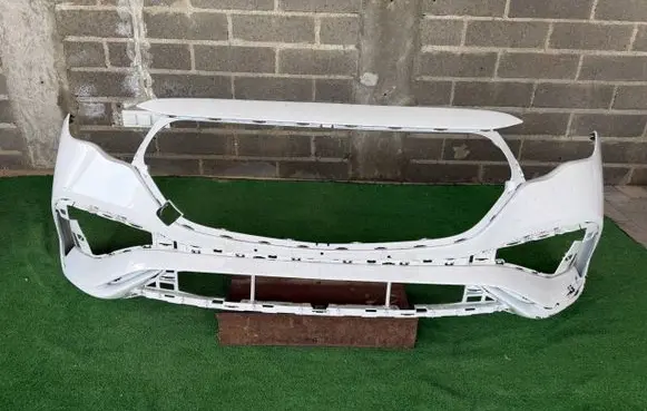 Mercedes-Benz E W214 Front bumper 8859701