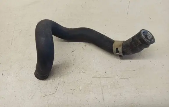 Toyota Avensis T250 Engine coolant pipe/hose 