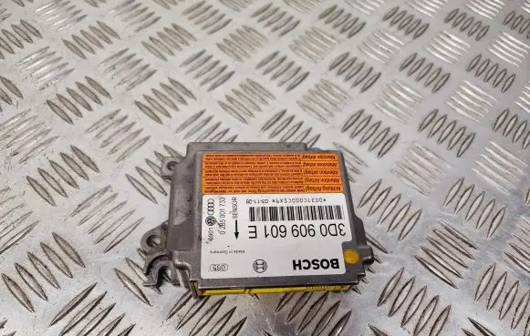 Volkswagen Touareg I Airbag control unit/module 3D0909601E