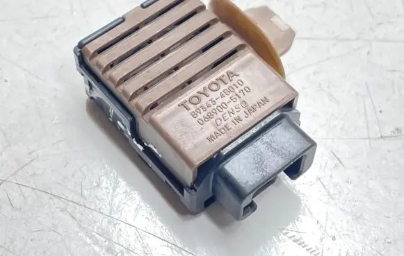Toyota Land Cruiser (J150) Sensor 8934348010 0689005170