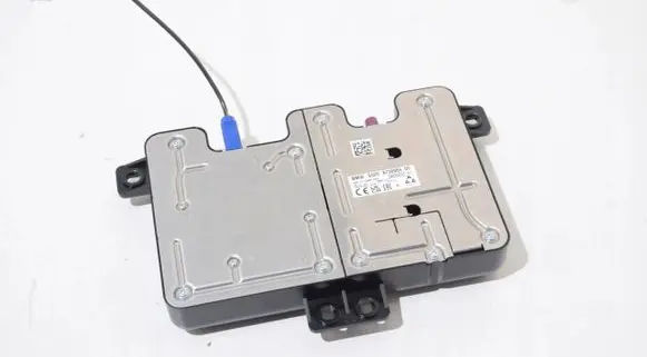 BMW 4 G22 G23 G24 G26 Aerial antenna amplifier 8736065