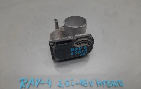 Toyota RAV 4 (XA40) Throttle body valve 22030-36020