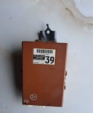 Toyota Avensis T270 Seat belt warning relay 8981020020 0200201868 9062070