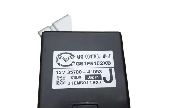 Mazda 6 Wing mirror control module GS1F5102XD