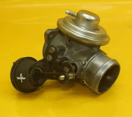 Seat Toledo II (1M) EGR valve 038129637 038131501E