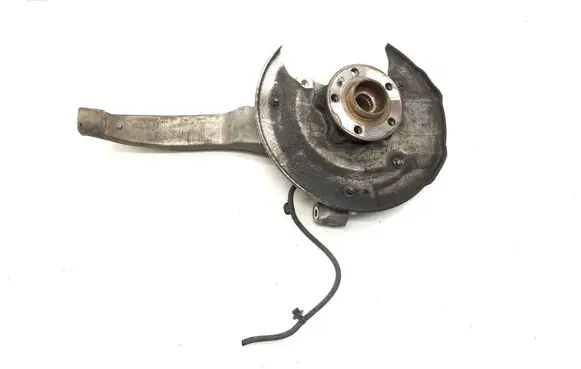 Volvo XC60 Front wheel hub 32245175