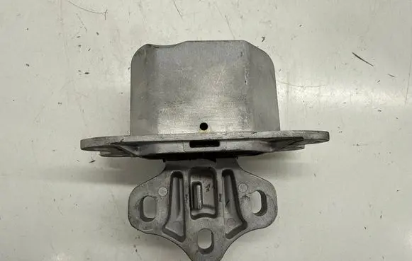 BMW X1 F48 F49 Engine mount bracket 6853449 22316853449