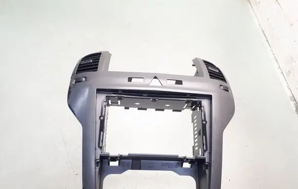 Opel Zafira B Dash center air vent grill 13162556 13144402