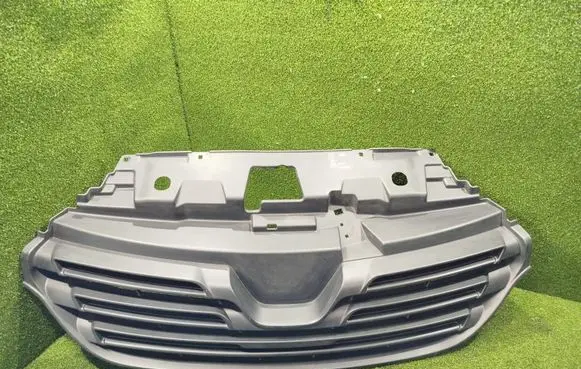 Renault Trafic III (X82) Front grill 623108673R 214322647R