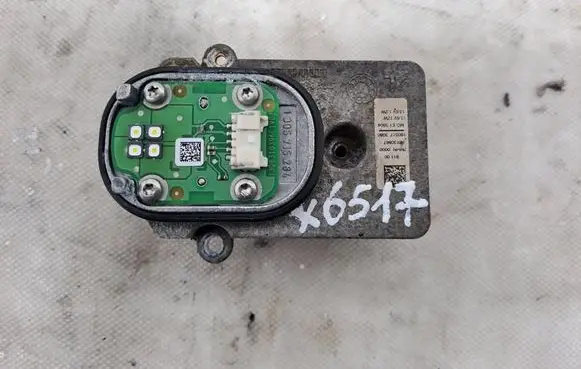 Mercedes-Benz C W205 Light module LCM 1305715284