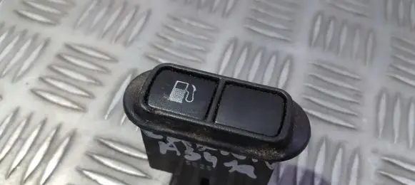 KIA Carnival Fuel tank opening switch 