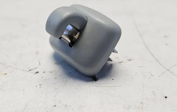 Audi A4 S4 B9 Sun visor clip/hook/bracket 8W0857562A