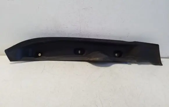 Volvo XC60 Fender end trim 31425388