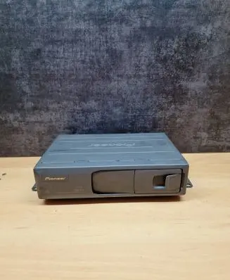 Volkswagen Golf IV CD/DVD changer TDTM048585EW CDXP25