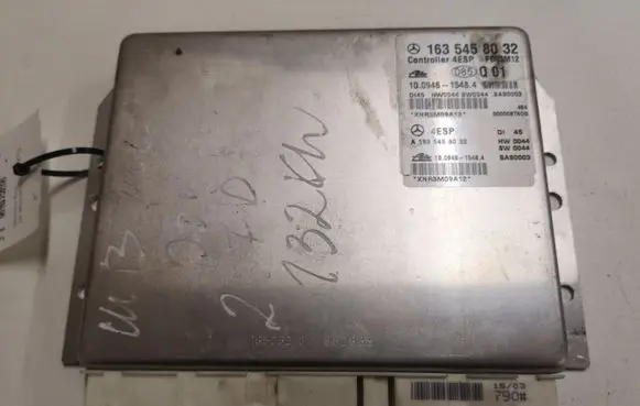 Mercedes-Benz ML W163 Engine control unit/module 1635458032 10094615484 00000876D0