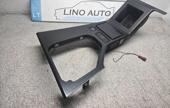 BMW 5 E39 Center console 8256297