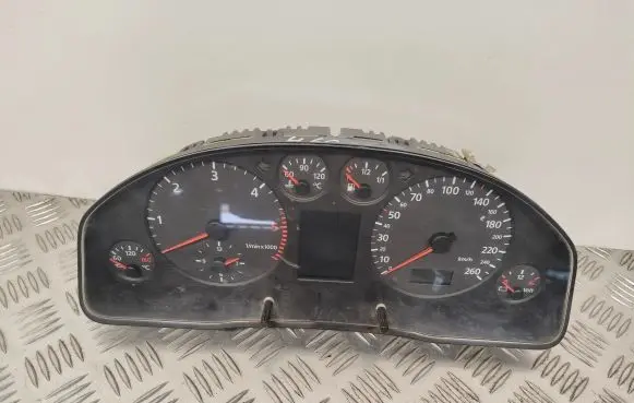 Audi A4 S4 B5 8D Speedometer (instrument cluster) 8D0919881HX