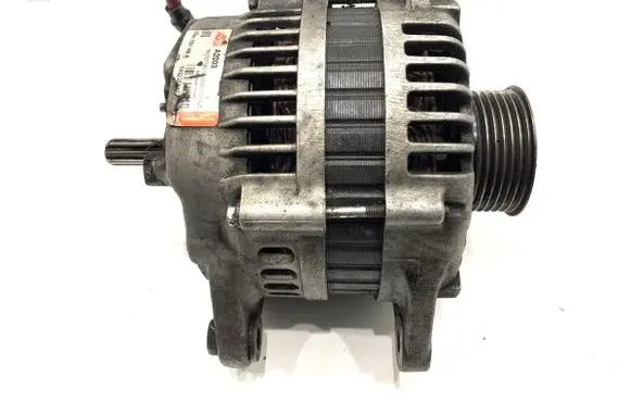 Opel Astra H Generator/alternator 