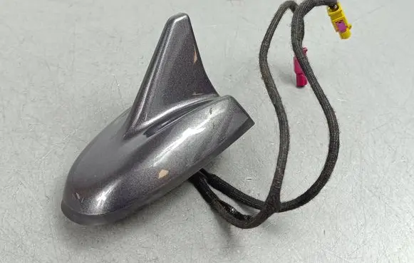 Maserati Levante Radio antenna 670076136 E5010R050