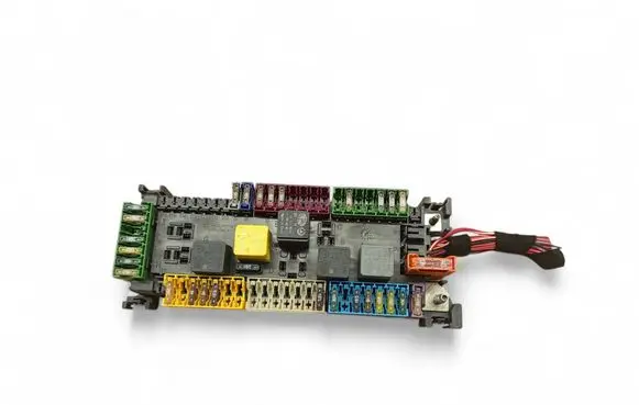 Mercedes-Benz GL X166 Fuse module A1669061202 YDP3509113