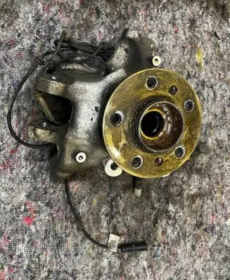 BMW M5 F90 Rear wheel hub spindle/knuckle 33307857065 7857065