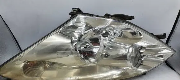 Toyota Corolla Verso E121 Headlight/headlamp NOCODE