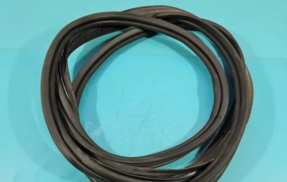 Fiat Tipo Trunk rubber seal (body) IMPRK1399050