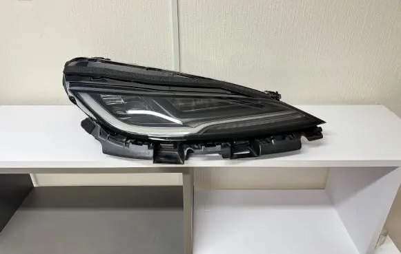 Tesla Model 3 Headlight/headlamp 176088900F LA77607 CCCLA77607