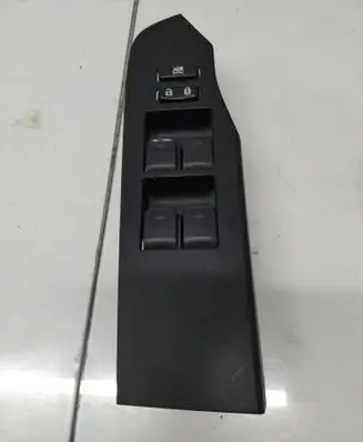 Toyota Auris E180 Electric window control switch 515220
