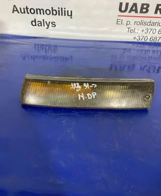 Mazda 323 Front indicator light 21061311