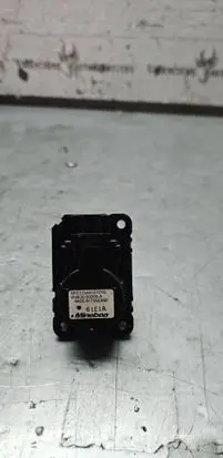 Mitsubishi Outlander Air flap motor/actuator CSA512T010 HB3030005A