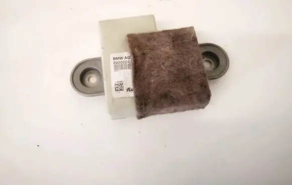 Antenna control unit