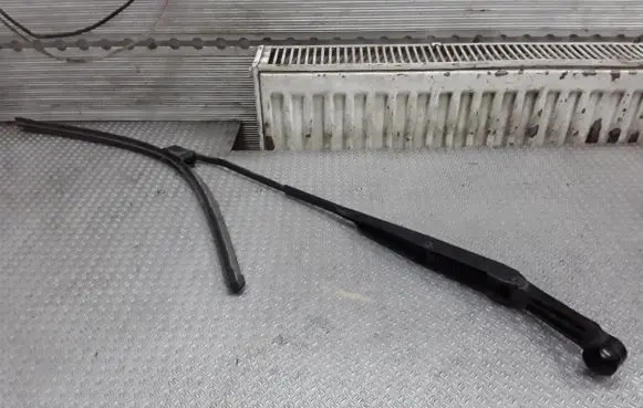 Toyota Previa (XR30, XR40) II Windshield/front glass wiper blade 