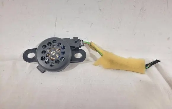 Skoda Octavia Mk2 (1Z) Parking PDC sensor speaker 8E0919279
